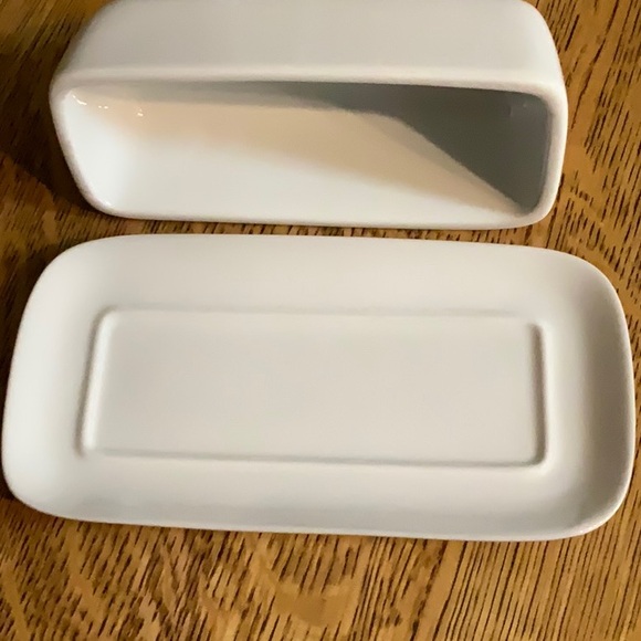 CORDIN BLEU White Ceramic Butter Dish - Picture 5 of 8